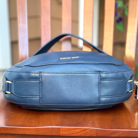 Michael Kors Julia Convertible Shoulder Bag - Picture 5 of 8